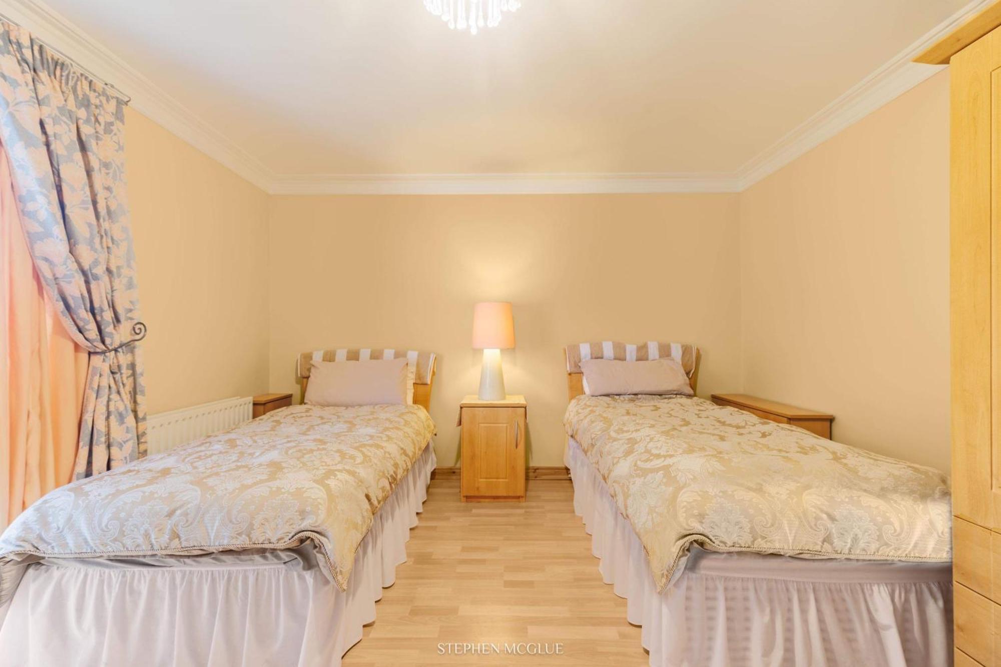 Dunleath House Guest house *